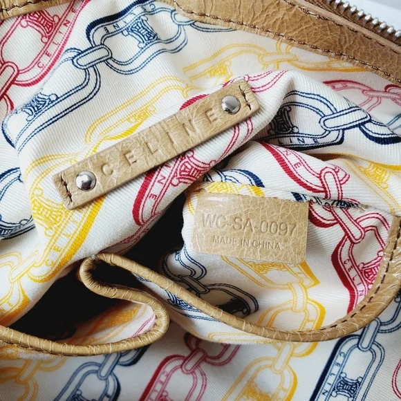 CELINE Wrinkled Patent Leather Handbag Shoulder Bag Beige Tan Tote Triomphe - Picture 2 of 16